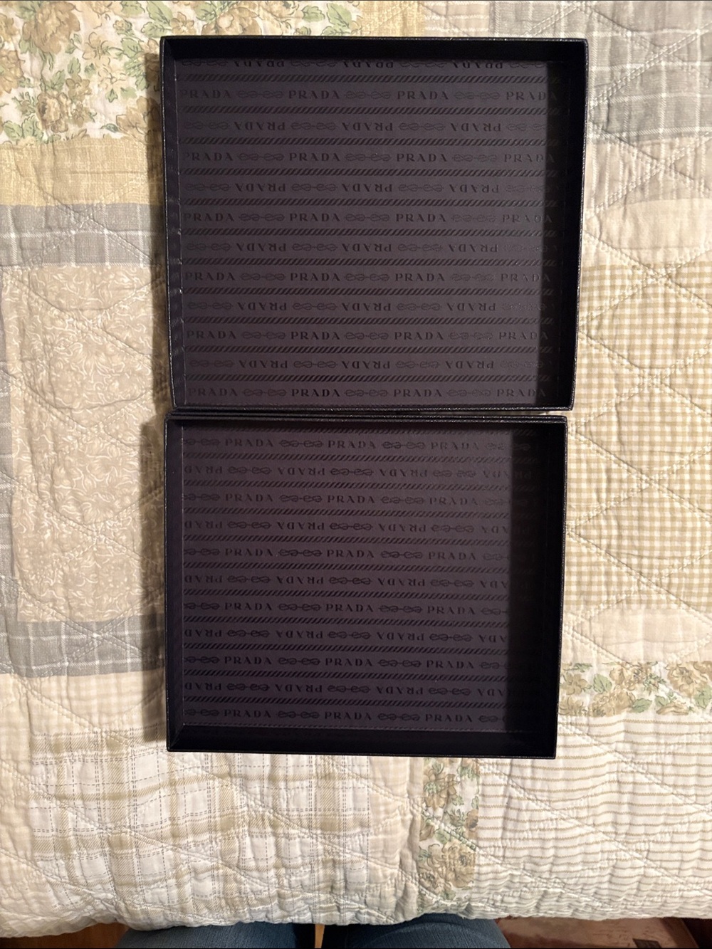 Prada Box - Picture 2 of 5